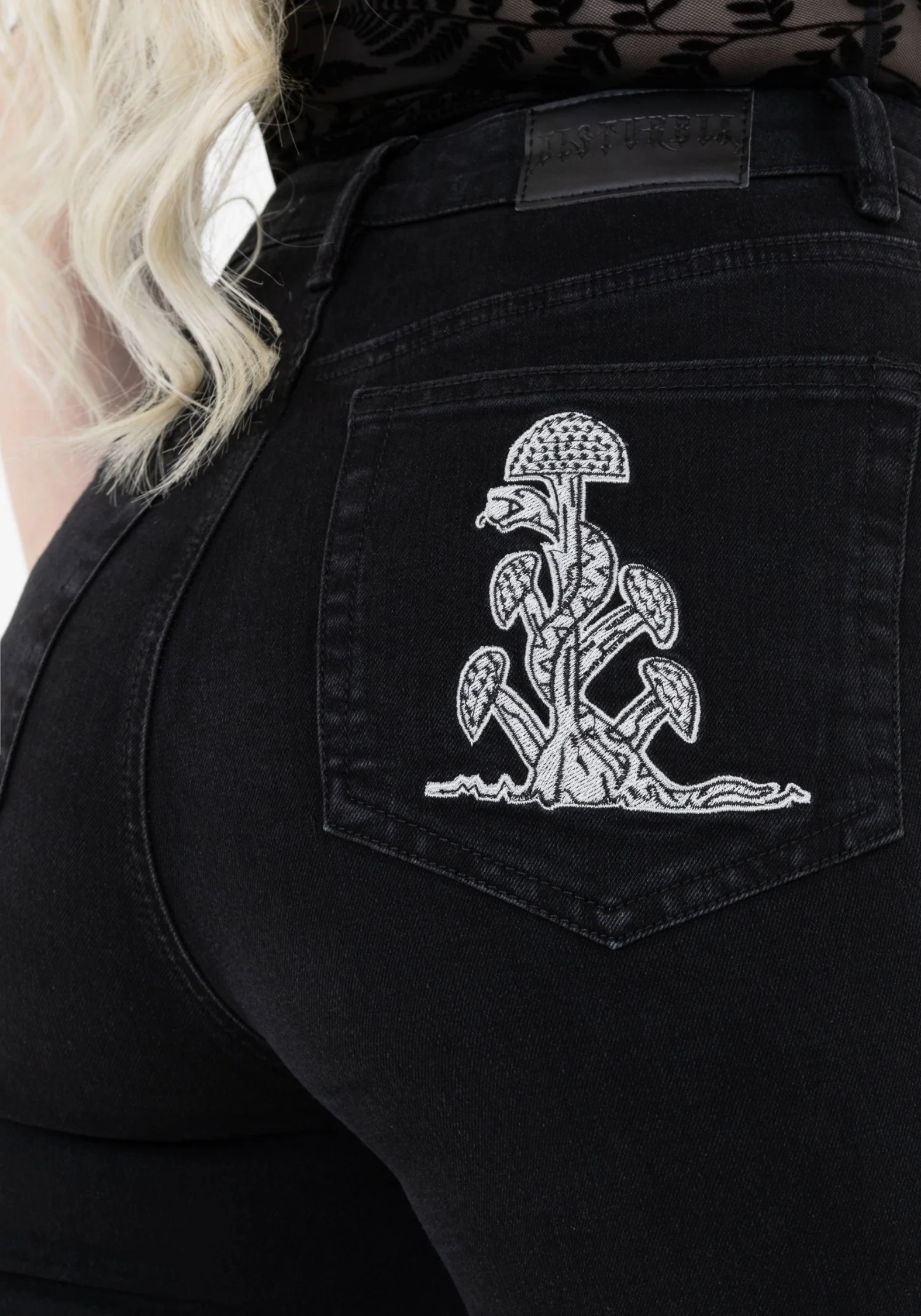 Eden Jeans - Image 5