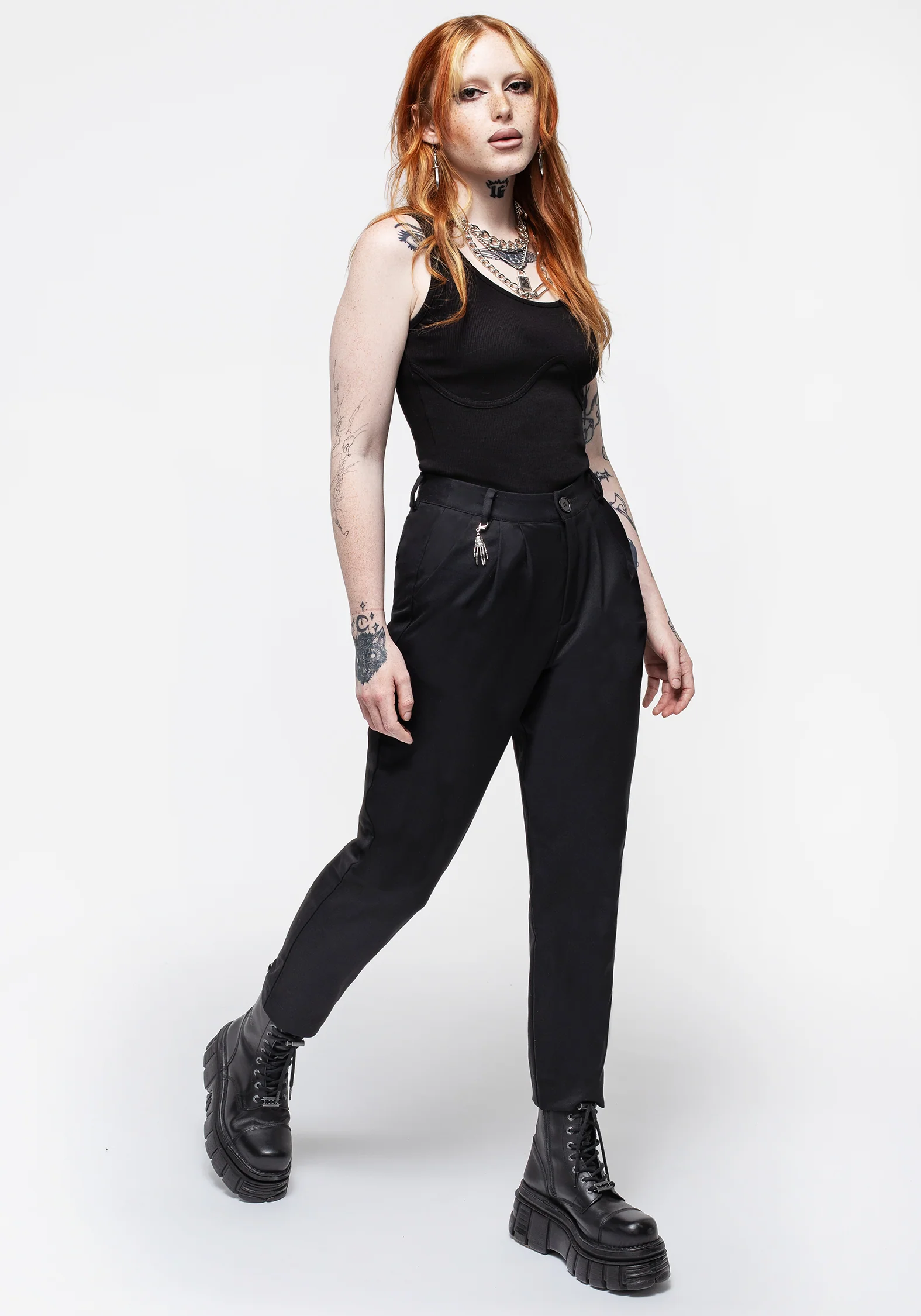 Malverde High Waist Tapered Trousers - Black - Image 4