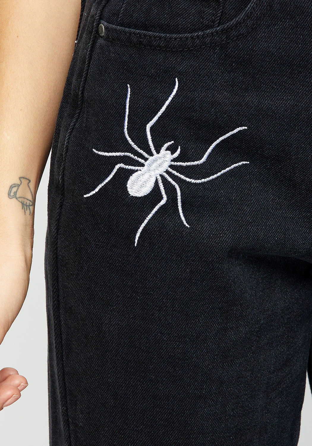 Widow Jeans - Image 5